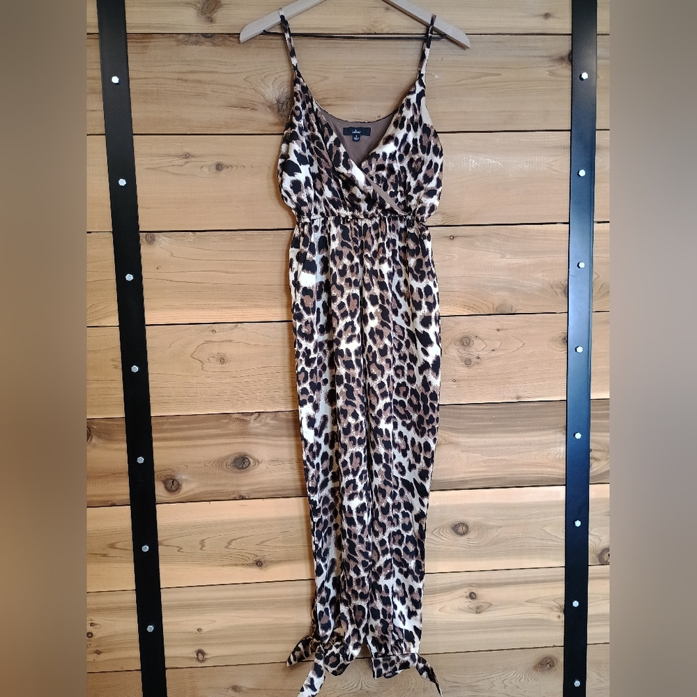 Lulus Cheetah Leopard Pant Jumpsuit Sz Small Animal Print